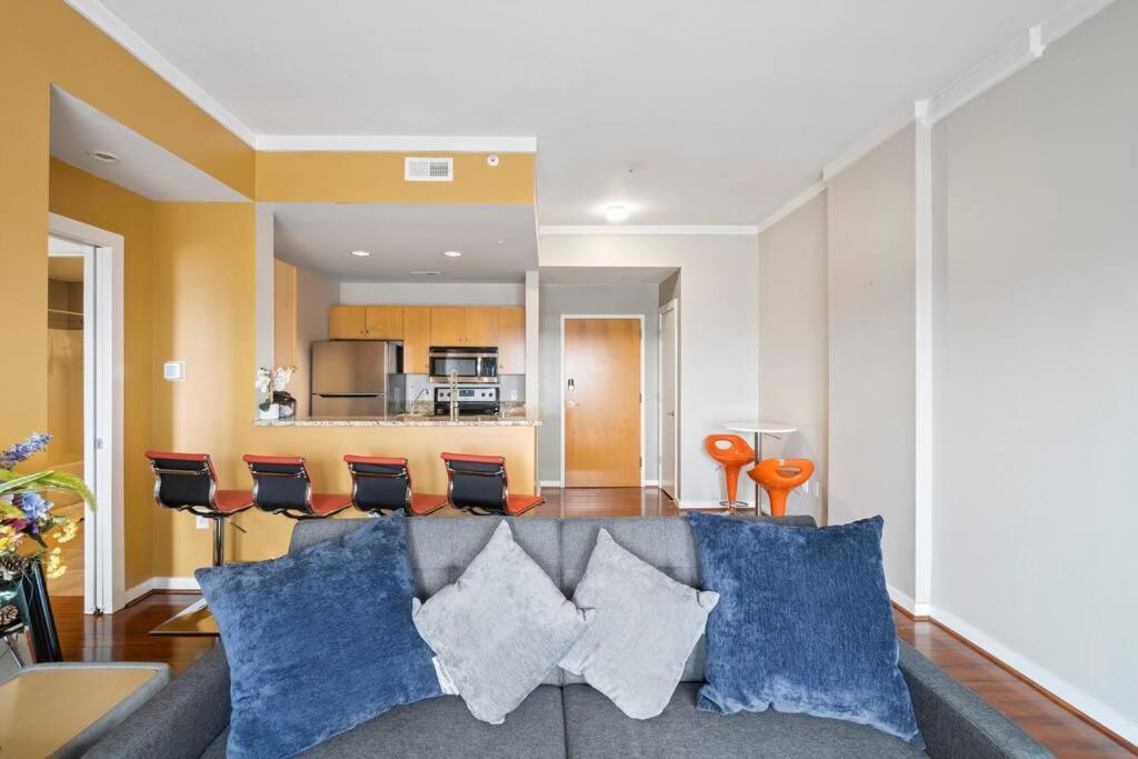Cozy Condo @ Charlotte Nc! W/Pool- Walk To Uptown Exterior foto